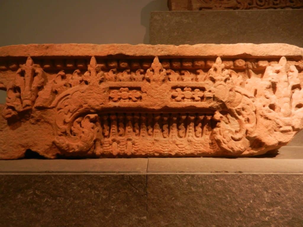 Elegant door lintel from the Funan Culture